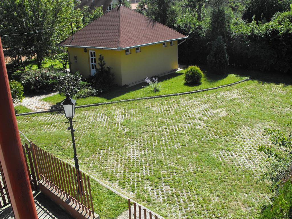 Agnes Pihenohaz Hotell Szilvásvárad Exteriör bild